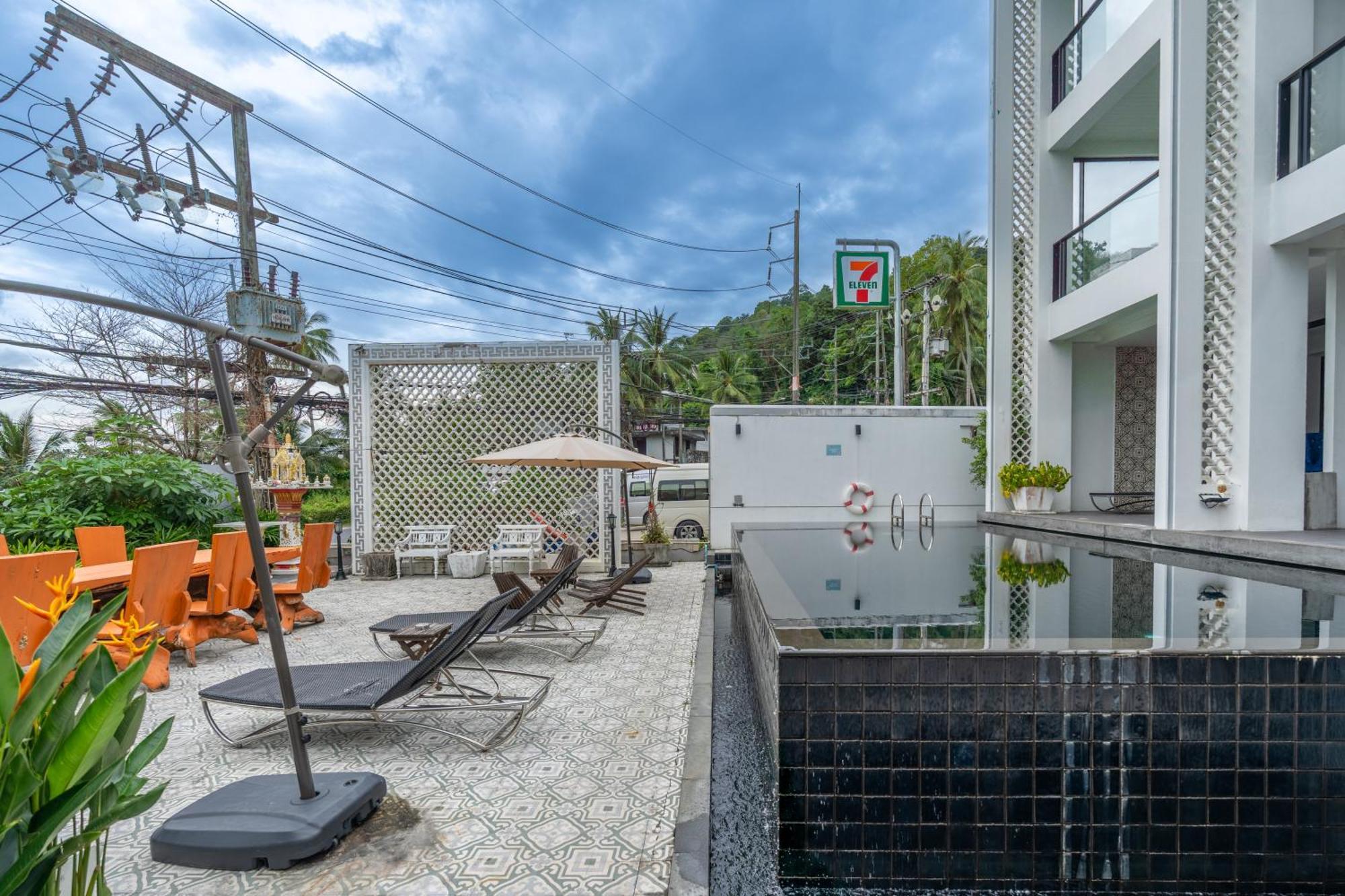 See Sea Villa Hotel Patong Buitenkant foto