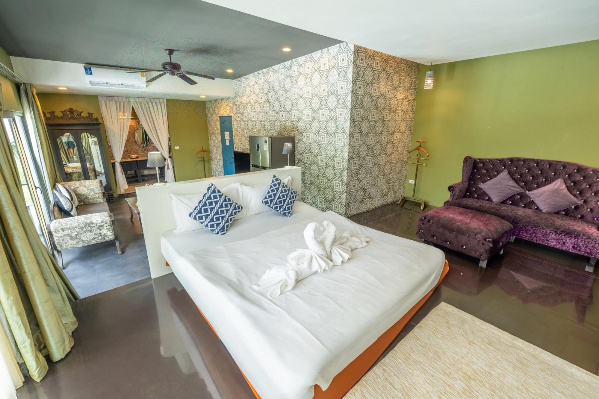 See Sea Villa Hotel Patong Buitenkant foto